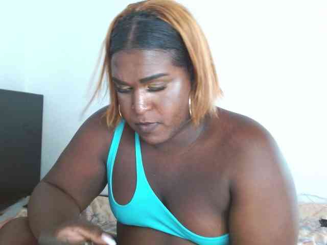 daiishawolf Live Webcam on BongaCams