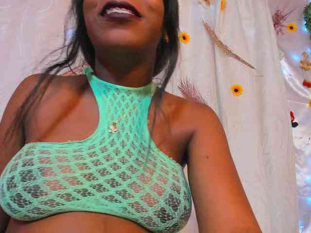 CloeeSaenz CloeeSaenz