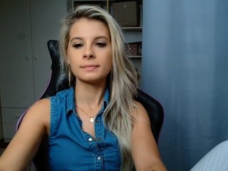 KristineNatural Porn Show