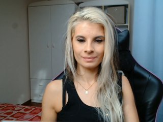 KristineNatural Porn Show