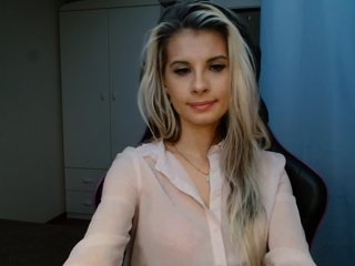KristineNatural Porn Show