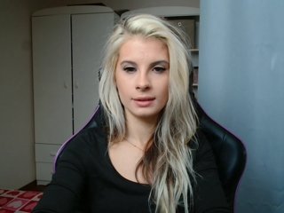 KristineNatural Porn Show