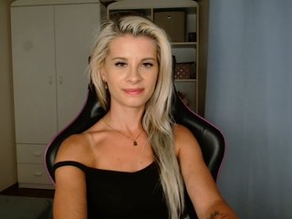 KristineNatural Porn Show