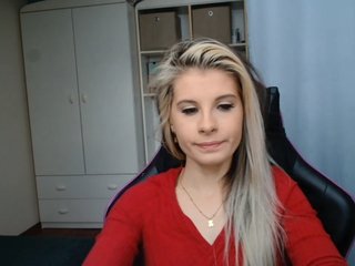 KristineNatural Porn Show
