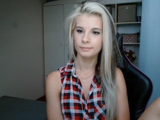 KristineNatural Porn Show