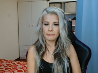 KristineNatural Porn Show