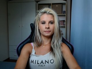 KristineNatural Porn Show