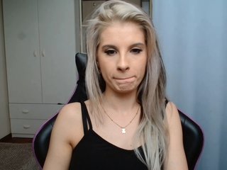 KristineNatural Porn Show