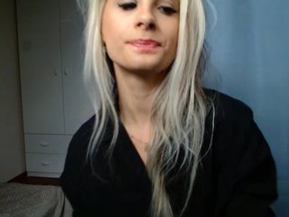 KristineNatural Porn Show
