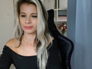 KristineNatural Porn Show