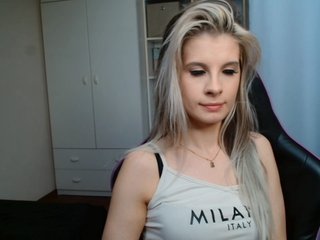 KristineNatural Porn Show