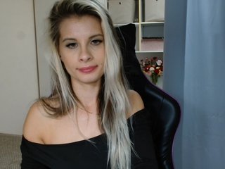 KristineNatural Porn Show