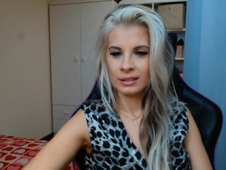 KristineNatural Porn Show