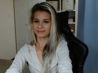 KristineNatural Porn Show