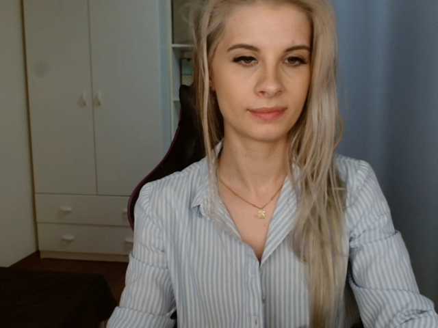 KristineNatural Live Cam on BongaCams
