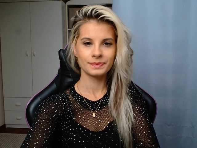KristineNatural preview