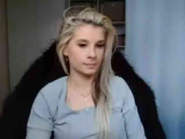 KristineNatural webcam