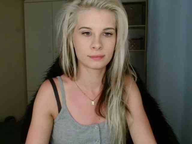 KristineNatural webcam