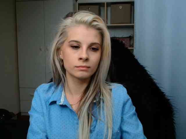 KristineNatural webcam