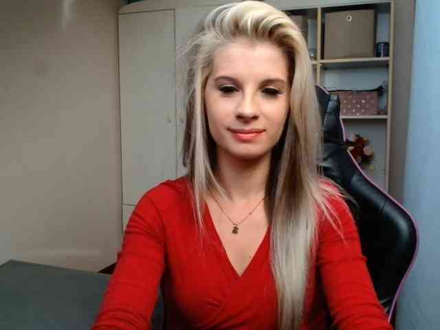 KristineNatural webcam