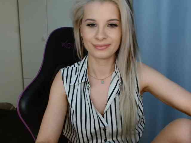 KristineNatural webcam