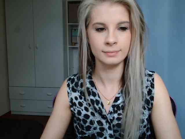 KristineNatural webcam