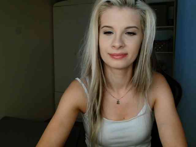 KristineNatural webcam