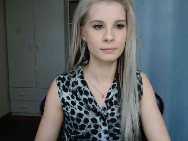 KristineNatural webcam