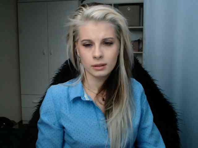 KristineNatural webcam