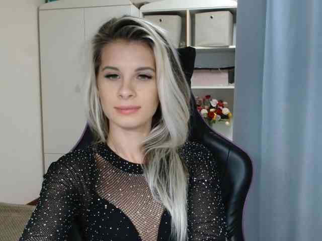 KristineNatural webcam