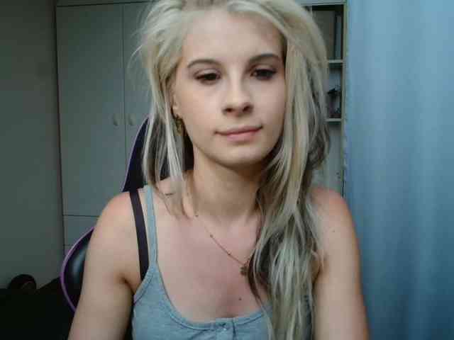 KristineNatural webcam