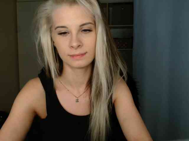 KristineNatural webcam