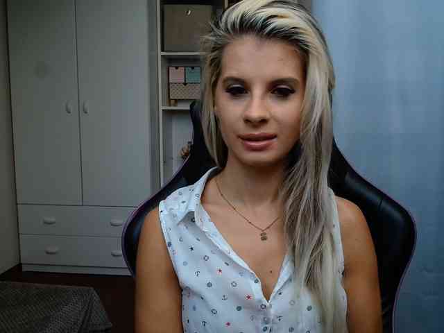 Modelo: KristineNatural