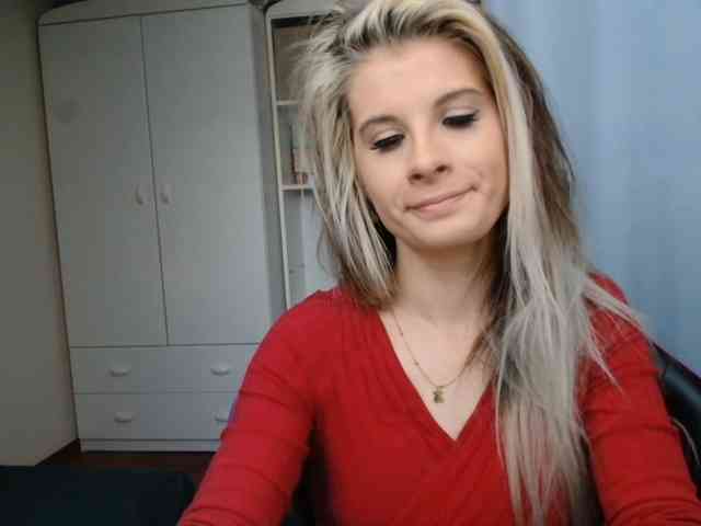 KristineNatural webcam