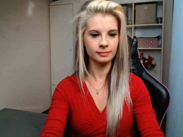 KristineNatural webcam