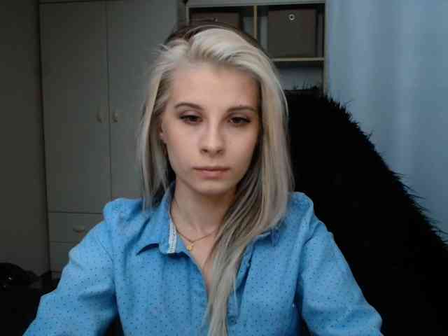 KristineNatural webcam