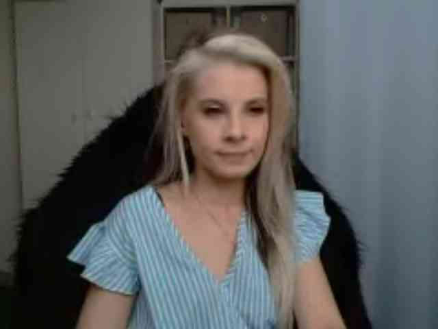 KristineNatural webcam