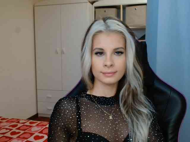 KristineNatural webcam