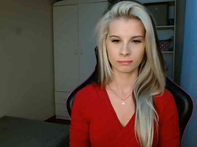 KristineNatural webcam