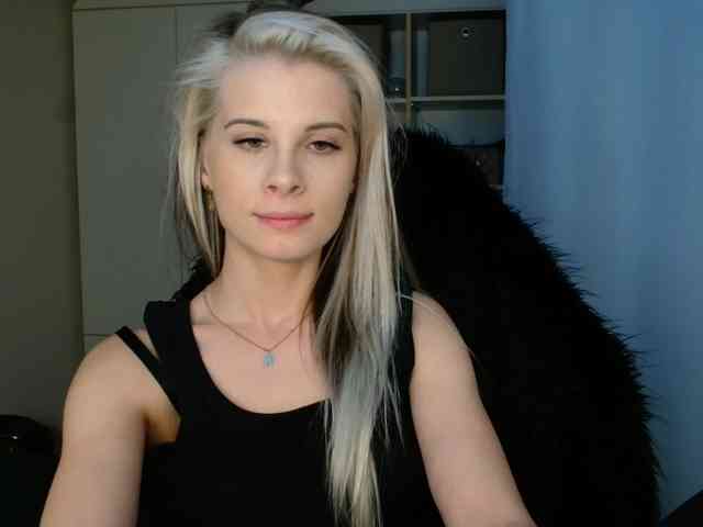 KristineNatural webcam