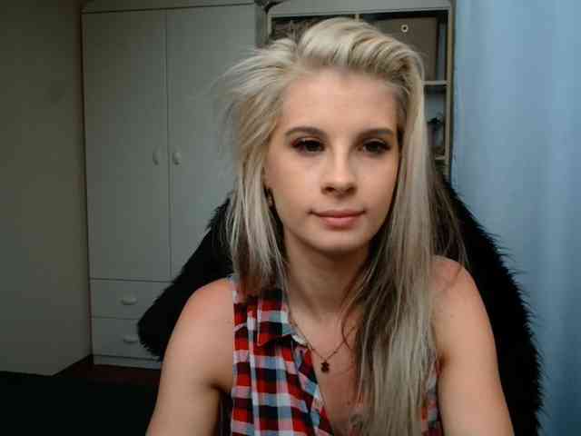 KristineNatural webcam