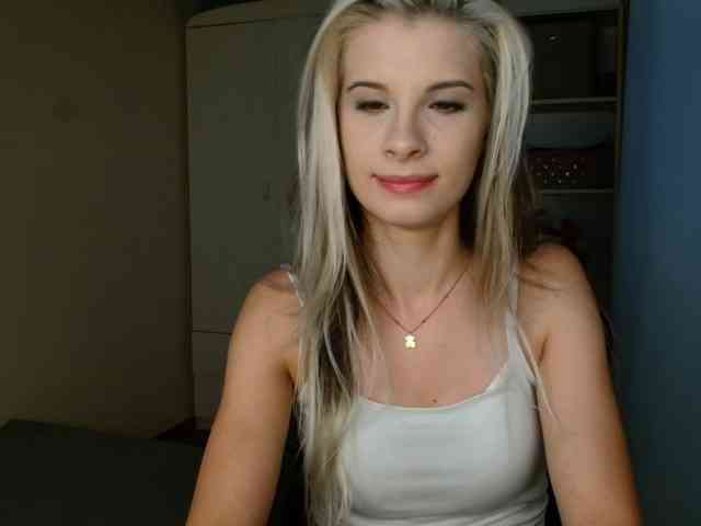 KristineNatural webcam