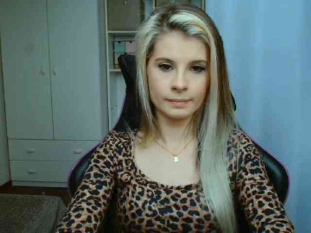 KristineNatural webcam