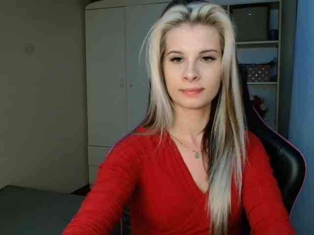 KristineNatural webcam