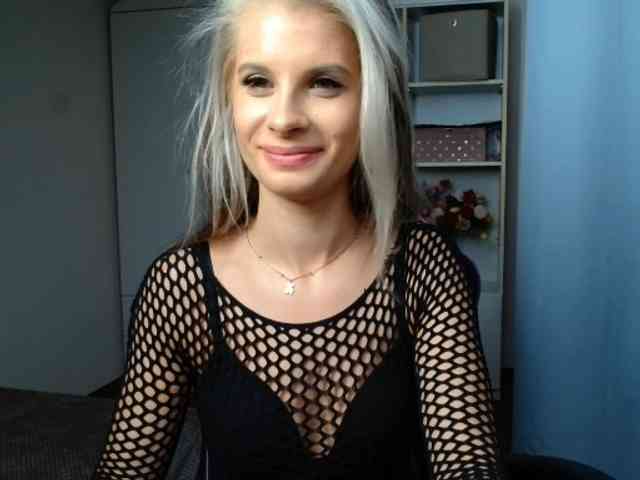 KristineNatural webcam