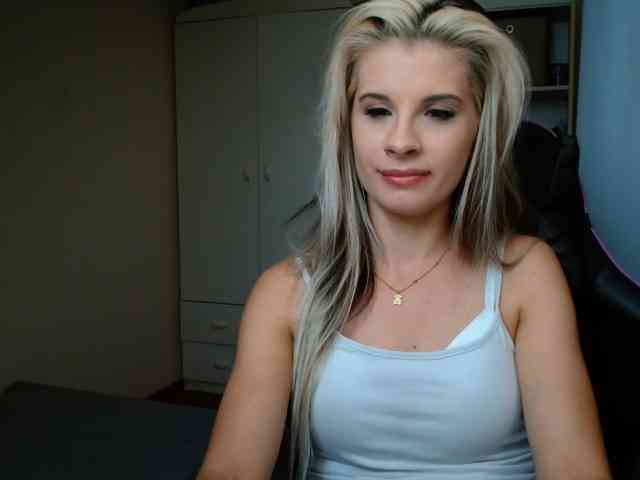 KristineNatural webcam