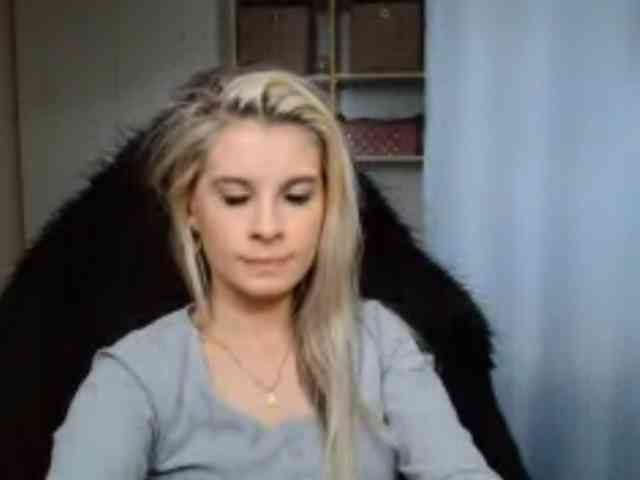 KristineNatural webcam