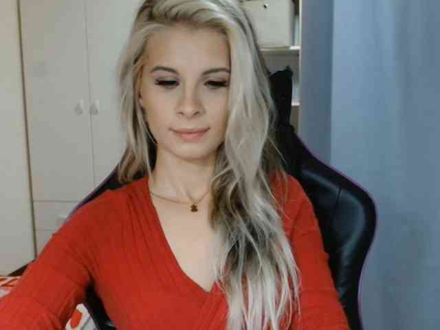 KristineNatural webcam