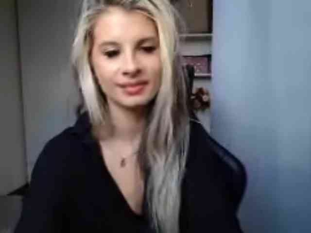 KristineNatural webcam