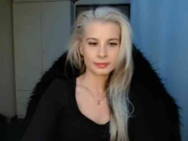 KristineNatural webcam